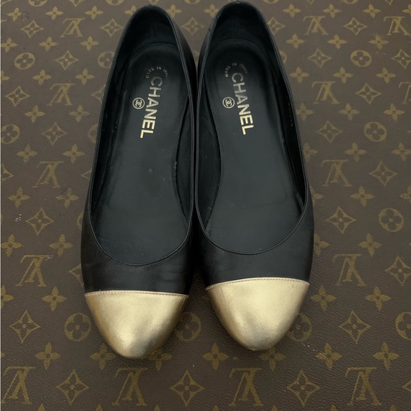 Chanel Cambon Ballet Flats Gold Cap Toe Women's Leather Shoes - Picture 1 of 14